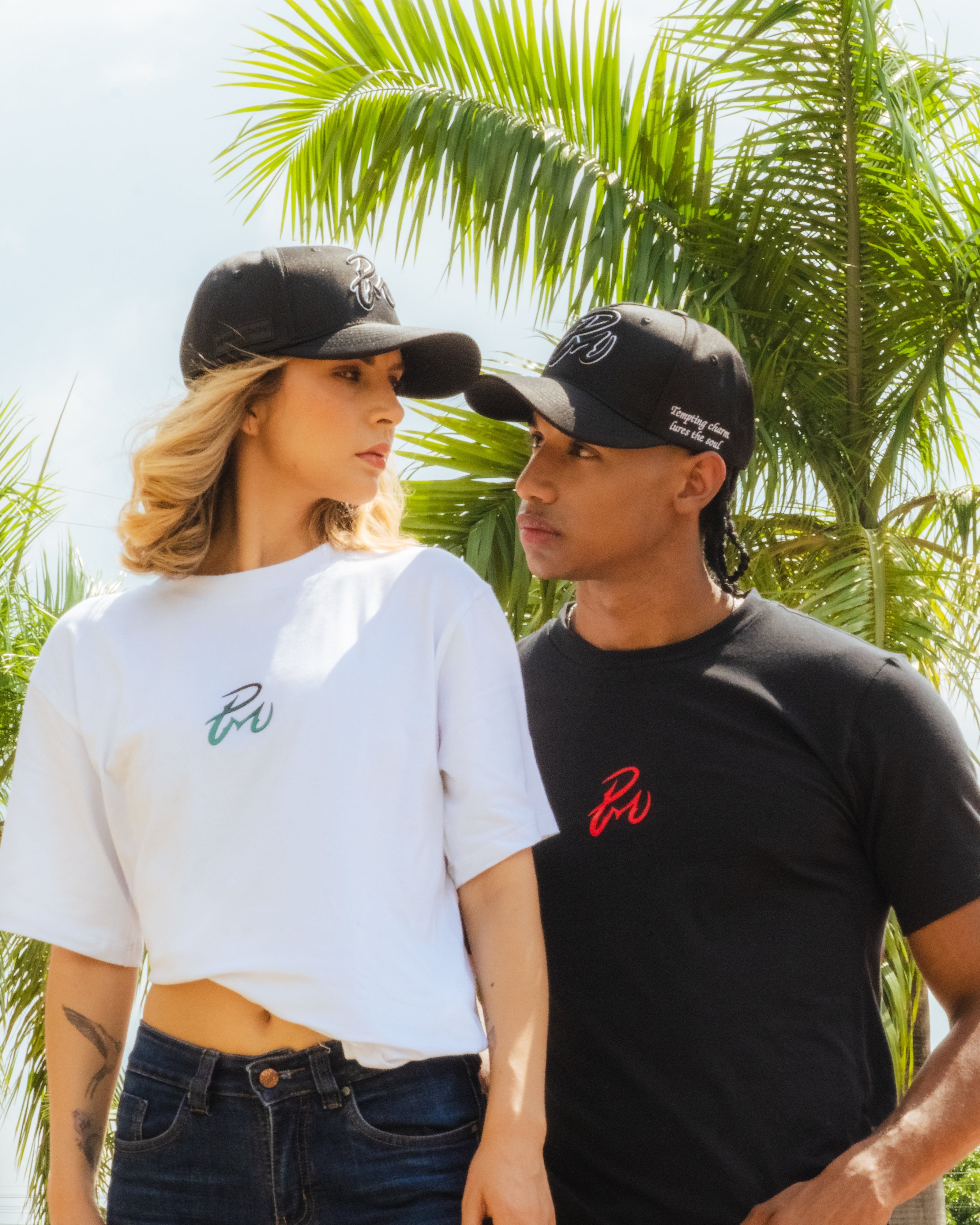 Tempting First Cap Black